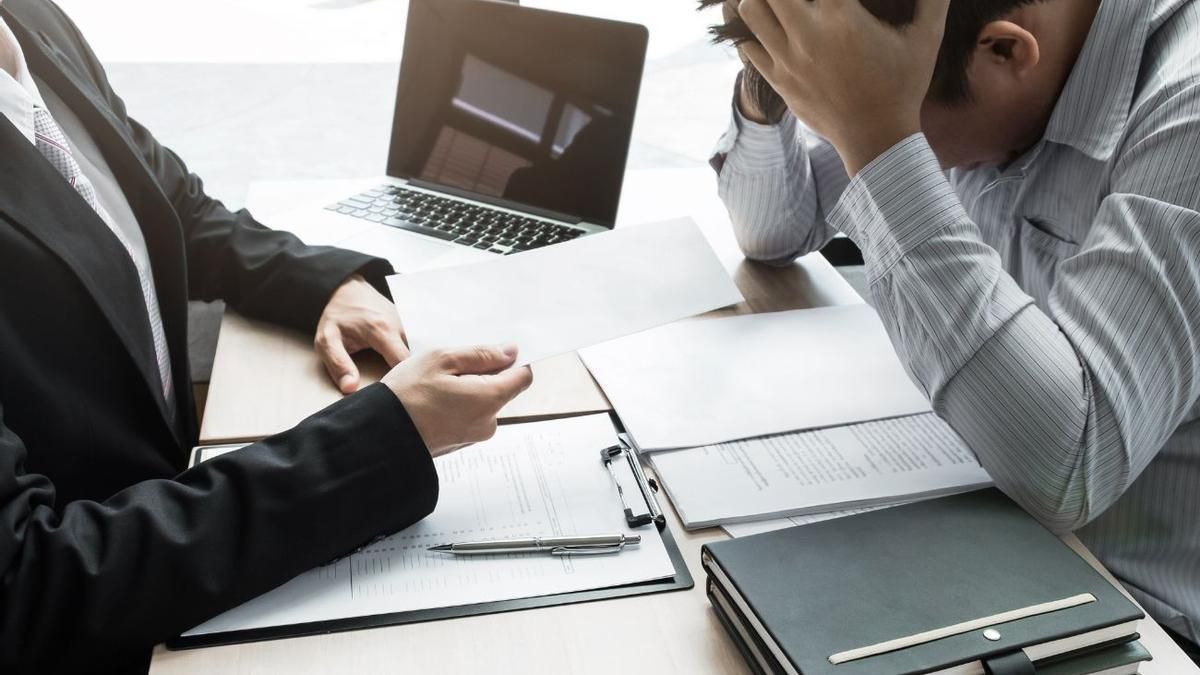 Me obligan a firmar baja voluntaria: soluciones legales